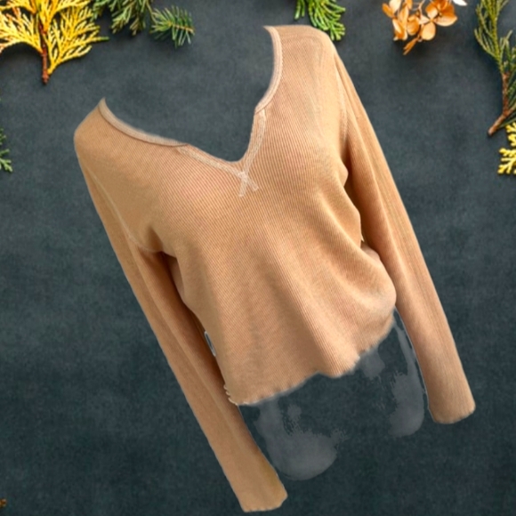 American Eagle Outfitters Tops - Nwt AEO Nude Mini Waffle Crop Top Sz M